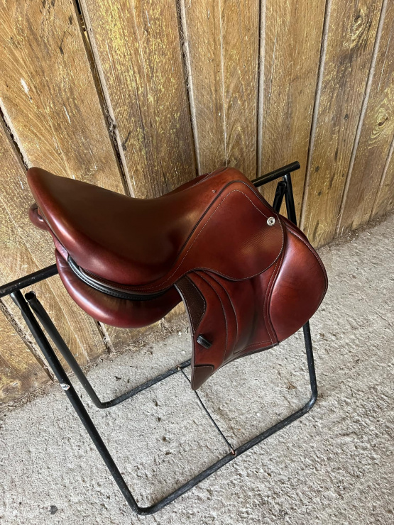 Selle obstacle CWD 17 pouces (2021) occasion