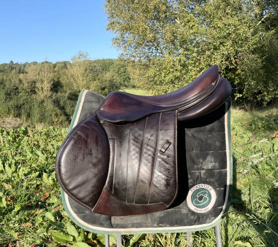 Selle obstacle Forestier Séoul 17,5 pouces occasion