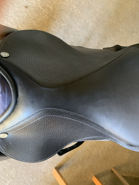 Selle mixte Privilège Equitation 17 pouces (2024) occasion