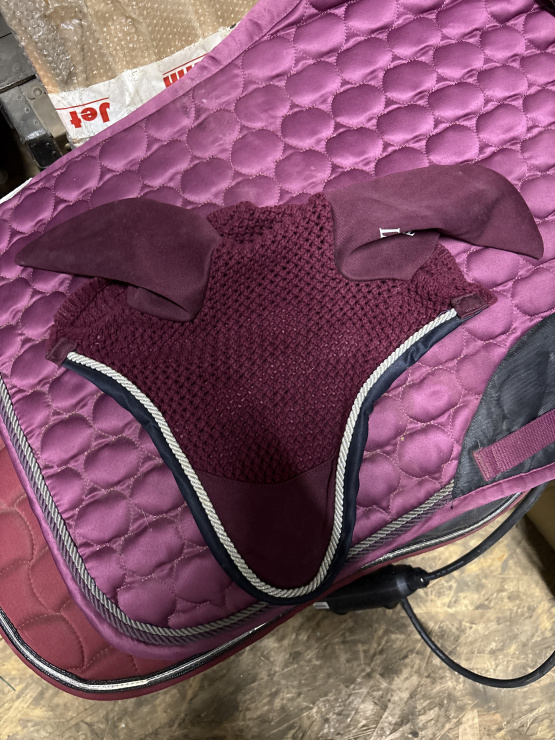 Bonnet Lami-Cell bordeaux (cheval) occasion