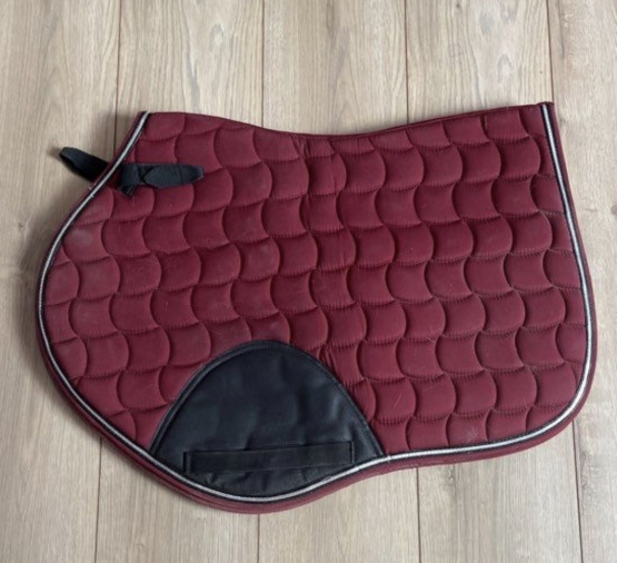 Tapis de selle LBAT sport rouge occasion