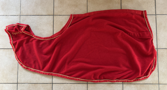 Couvre reins Equithème rouge 135 cm occasion