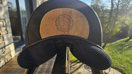Selle dressage GT Concept 17 pouces (2019) occasion