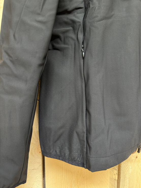 Blouson Eurostar perforé madeleine (L) neuf occasion