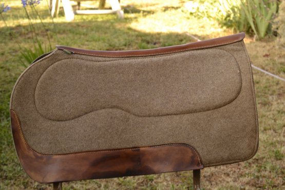 Tapis de selle Ronzon western marron (cheval) occasion