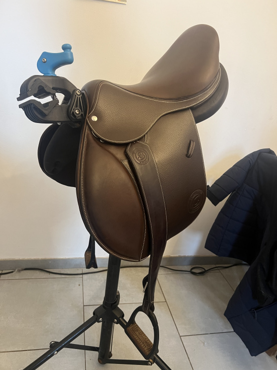 Selle obstacle Forestier Séoul 17 pouces (2023) occasion
