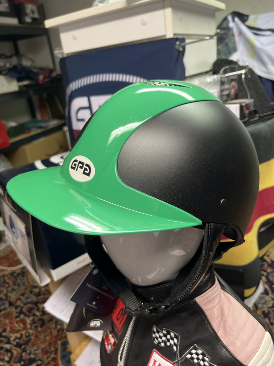 Casque équitation GPA vert (51-52) neuf occasion