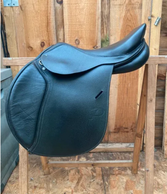Selle mixte Privilège équitation 17 pouces (2018) occasion