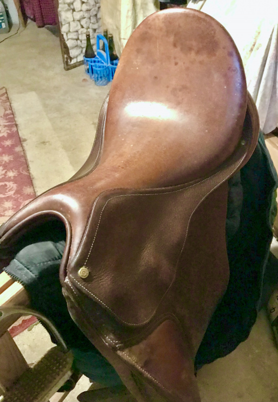 Selle dressage Delgrange 17,5 pouces occasion