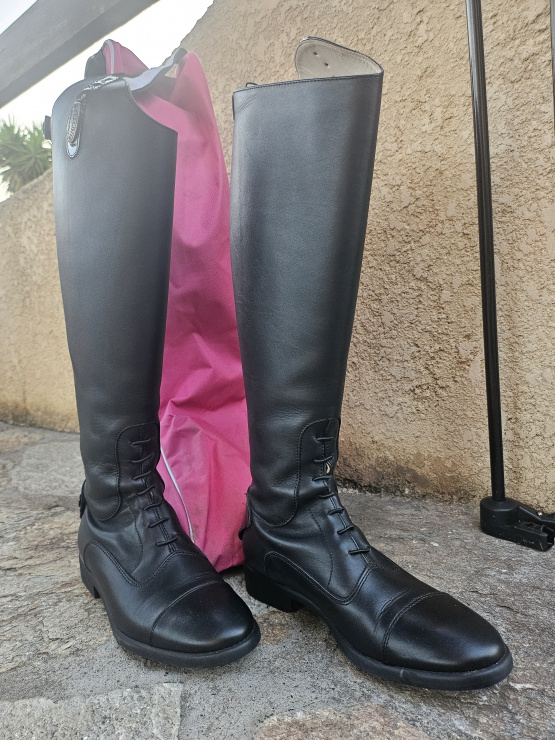 Bottes équitation Fellini cuir noir (38) neuf occasion Bottes équitation Fellini cuir noir (38) neuf occasion