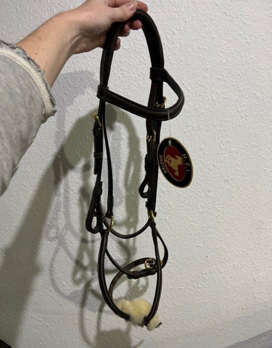 Filet / bridon cuir HFI muserolle croisée (poney) neuf occasion