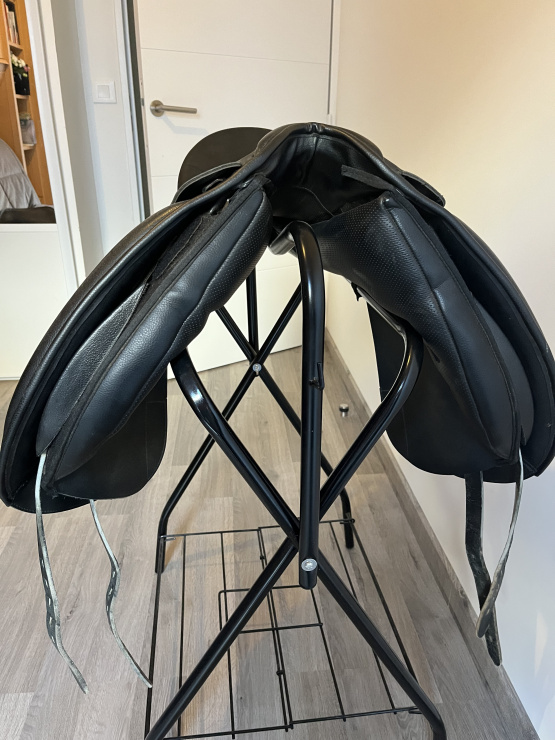 Selle dressage Sylka Evolution II 17,5 pouces (2022) occasion
