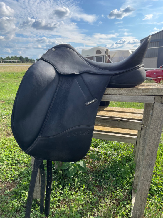 Selle dressage Wintec 17 pouces (2015) occasion