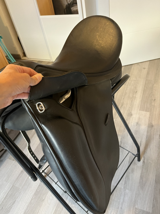 Selle dressage Sylka Evolution II 17,5 pouces (2022) occasion