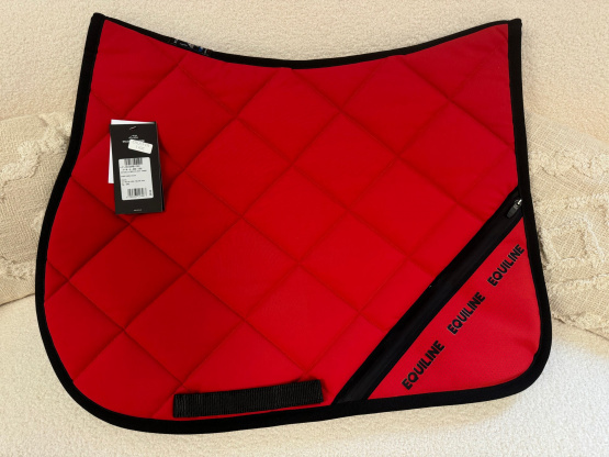 Tapis de selle Equiline Crucec avec poche rouge (neuf) occasion