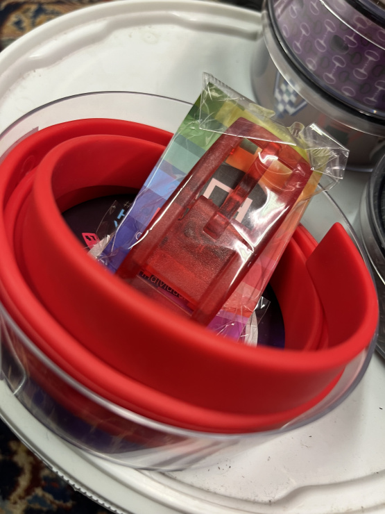 Ceinture C4 rouge réglable 119 cm (neuf) occasion