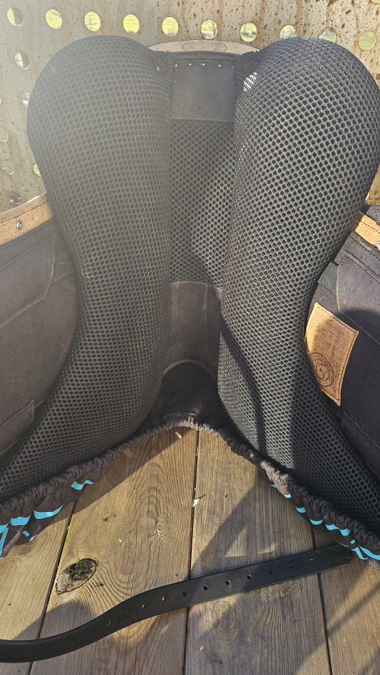 Selle dressage GT Concept 17 pouces (2019) occasion