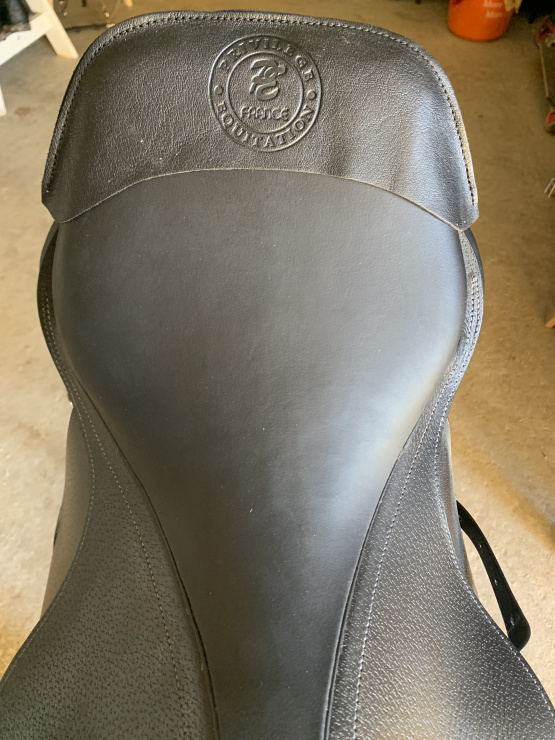 Selle mixte Privilège Equitation 17 pouces (2024) occasion