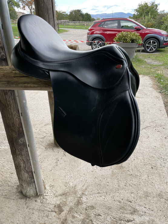 Selle mixte Kent and masters 17.5 pouces (2021) occasion