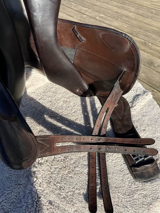 Selle mixte Éric Thomas 17,5 pouces occasion