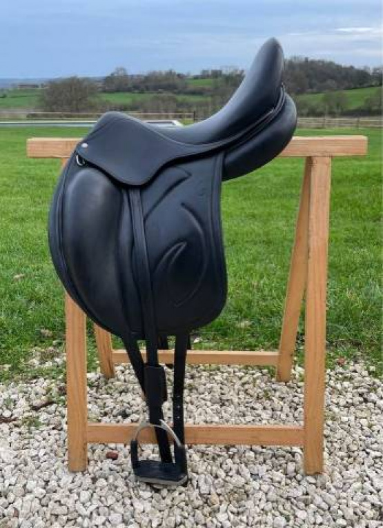 Selle dressage Gaffet 17 pouces (2016) occasion