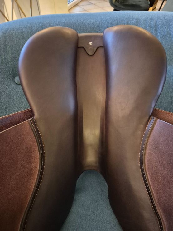 Selle obstacle CWD SE02 17,5 pouces (2023) occasion