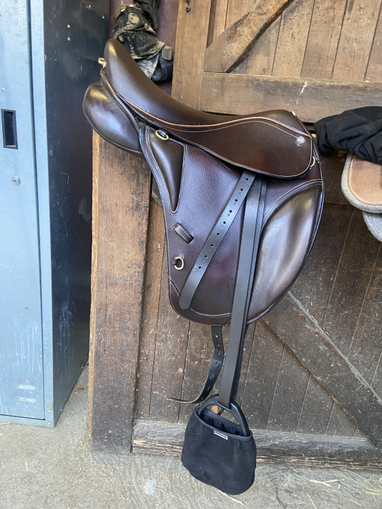 Selle randonnée sellerie Baude 17,5 pouces (2018) occasion