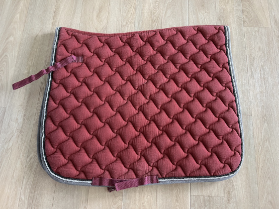 Tapis Equithème rouge occasion