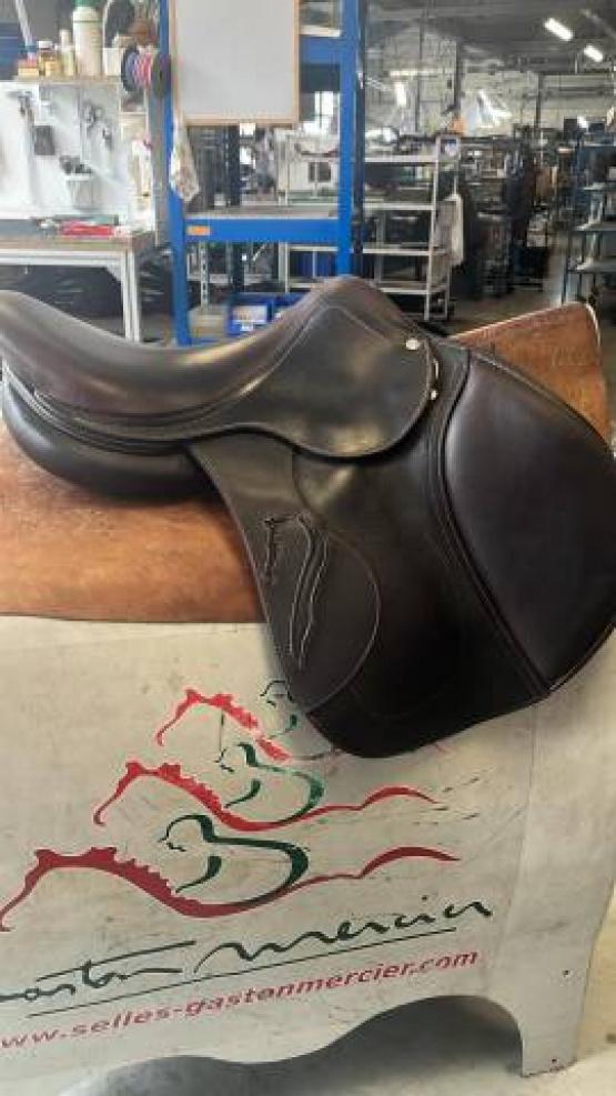 Selle dressage Antares Connexion 17 pouces (2023) occasion