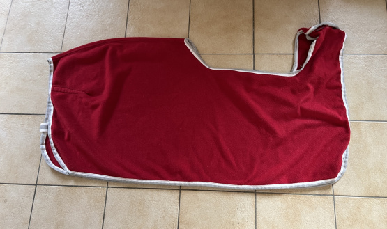 Couvre reins Elizabeth Greenwood rouge 145 cm occasion