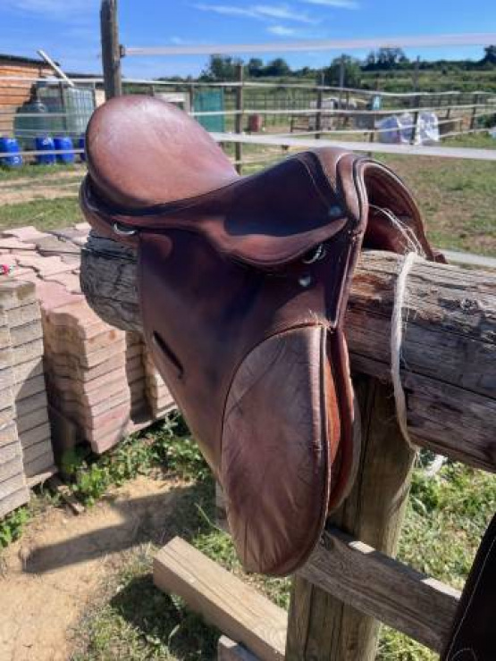 Selle mixte 17,5 pouces occasion