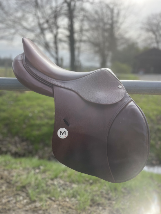 Selle obstacle Meyer 17 pouces (2020) occasion