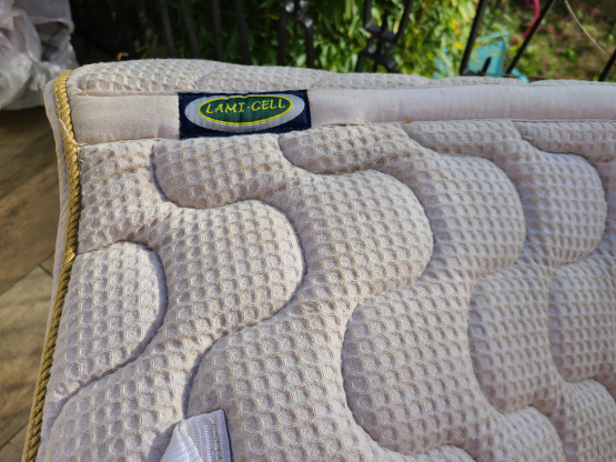 Tapis de selle Lami-Cell blanc liseré doré (cheval) occasion