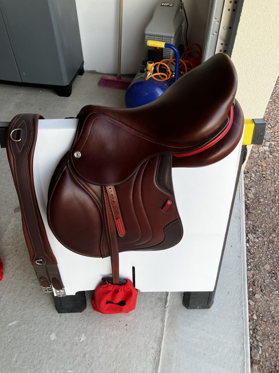 Selle obstacle CWD SE03 17 pouces (2022) occasion