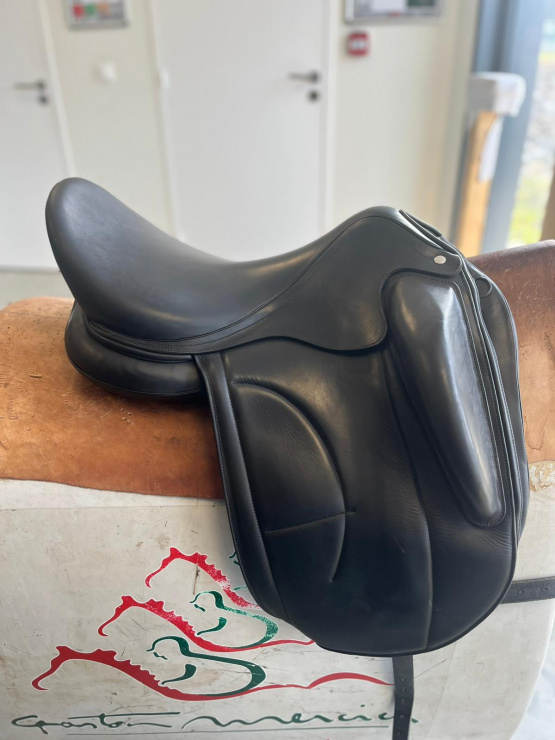 Selle dressage Arion Sellier 18 pouces (2021) occasion