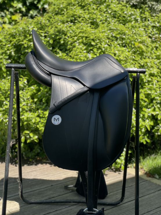 Selle dressage Meyer 16,5 pouces occasion