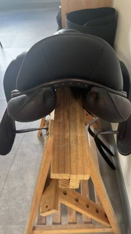 Selle dressage Childeric 16,5 pouces (2012) occasion