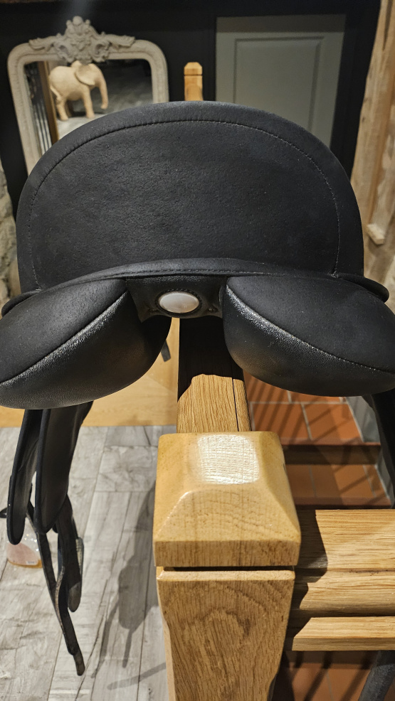 Selle dressage Wintec Isabel Werth 17 pouces (2010) occasion