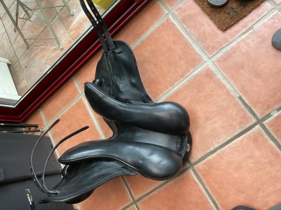 Selle obstacle Fairfax 17 pouces occasion
