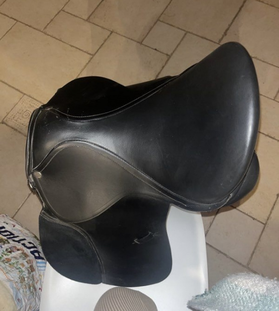 Selle mixte Fouganza 17,5 pouces (2024) occasion