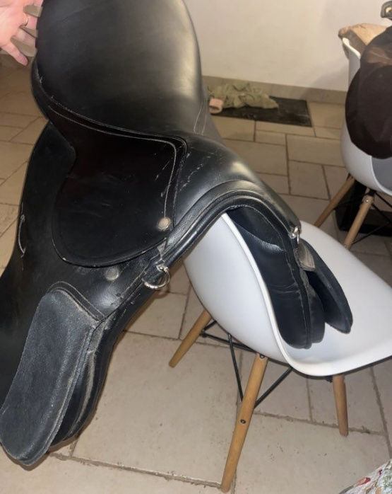 Selle mixte Fouganza 17,5 pouces (2024) occasion