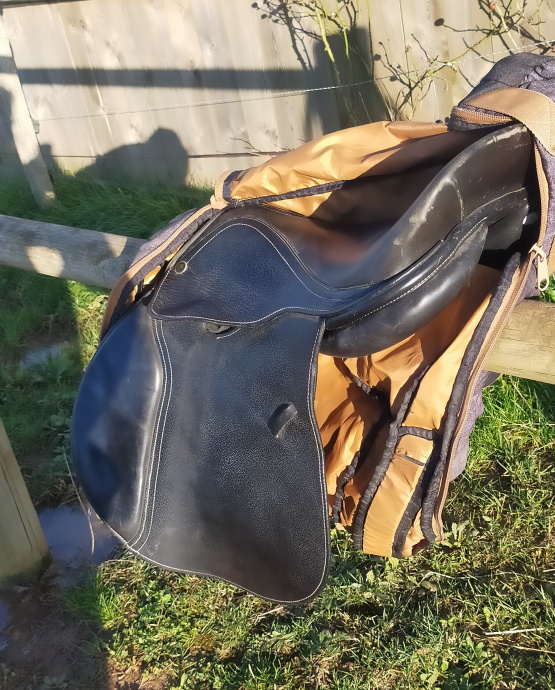 Selle mixte Henri de Rivel 17,5 pouces occasion