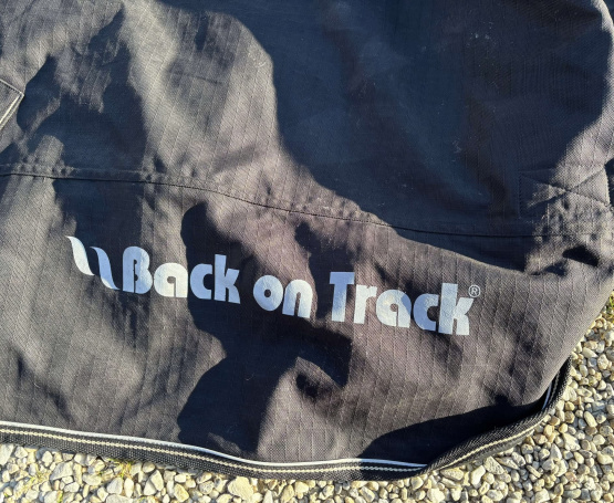 Couverture Back on Track Brianna marron 50g 135 cm occasion