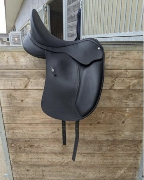 Selle dressage Wintec 500 hart 17 pouces (2022) occasion
