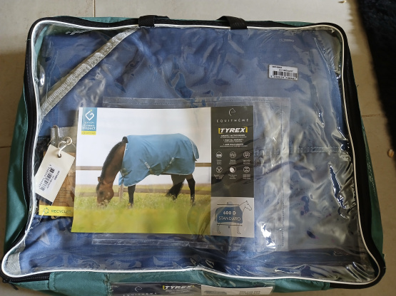 Couverture Equithème Tyrex bleu 150g 145 cm (neuf) occasion