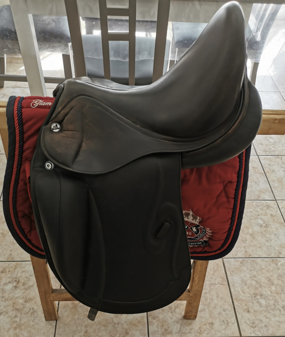 Selle dressage Prestige Venus 16 pouces (2013) occasion