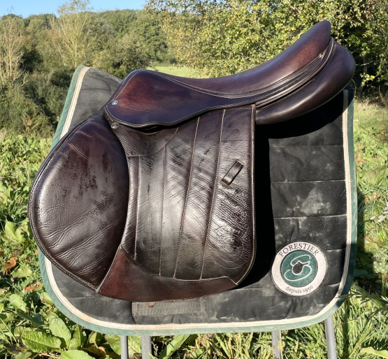 Selle obstacle Forestier Séoul 17,5 pouces occasion