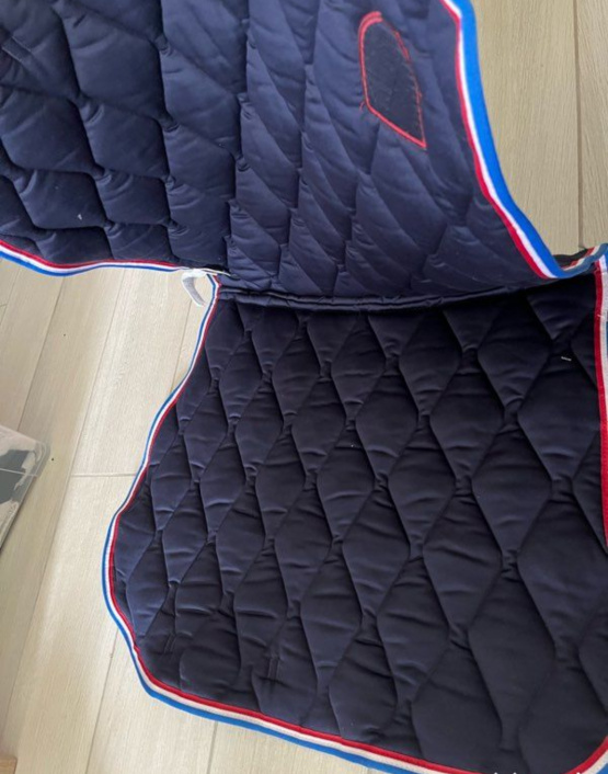 Tapis de selle Fouganza bleu (cheval) neuf occasion