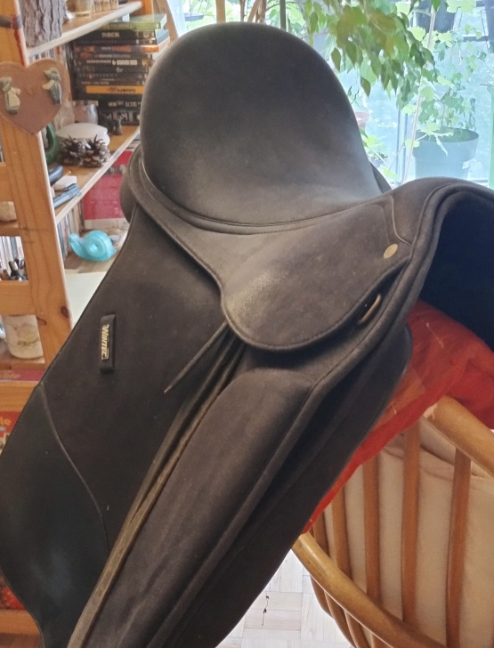 selle dressage Wintec 17 pouces (2007) occasion