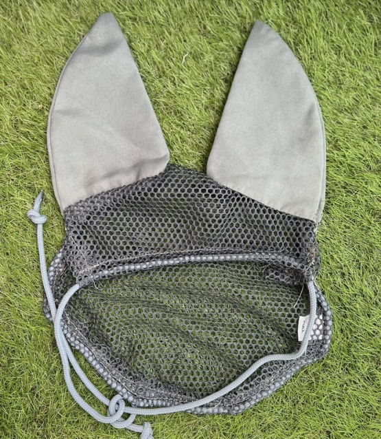 Bonnet gris (cheval) occasion